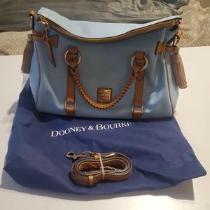 Dooney and Bourke large city Satchel